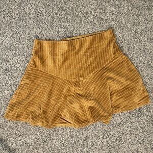 Chic Mini Skirt